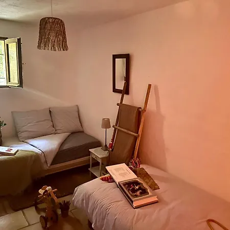 Rez De Jardin Au Calme Dans Le Parc Des Calanques * La Ciotat