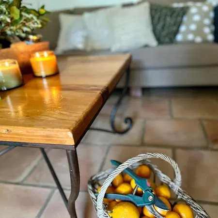 Hébergement de vacances Rez De Jardin Au Calme Dans Le Parc Des Calanques La Ciotat