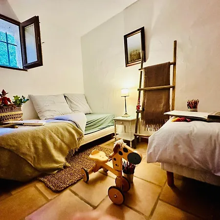 Hébergement de vacances Rez De Jardin Au Calme Dans Le Parc Des Calanques La Ciotat