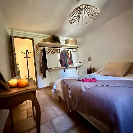 Rez De Jardin Au Calme Dans Le Parc Des Calanques La Ciotat