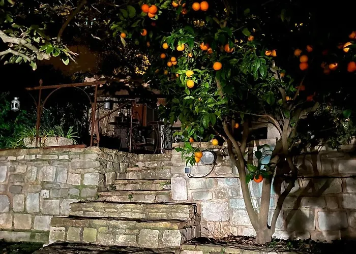 Dom wakacyjny Rez De Jardin Au Calme Dans Le Parc Des Calanques