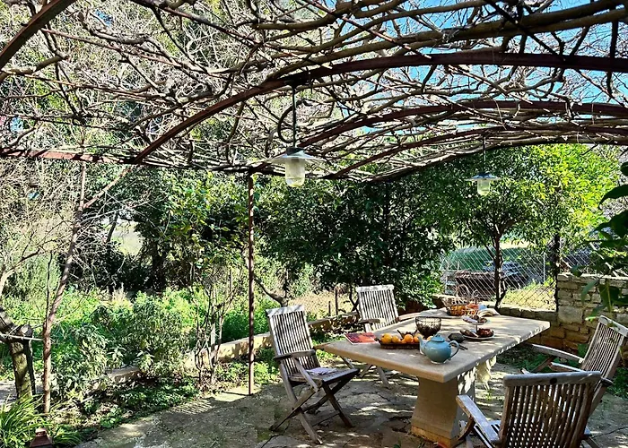 Rez De Jardin Au Calme Dans Le Parc Des Calanques * La Ciotat