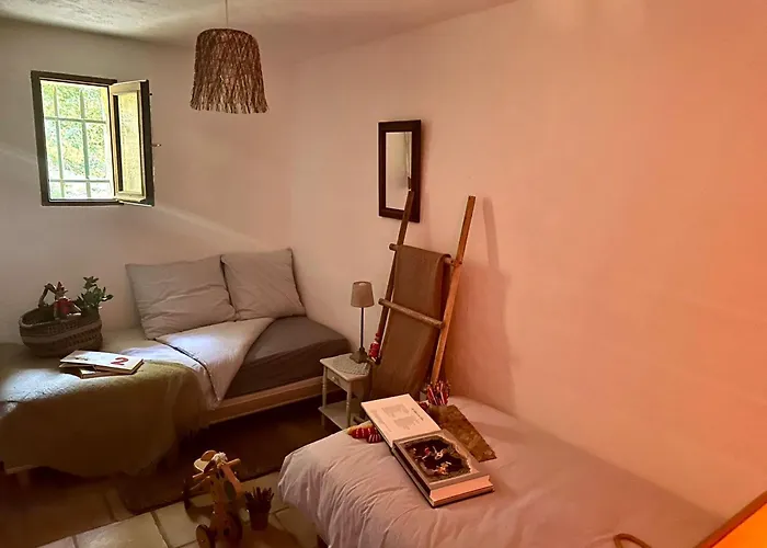 Rez De Jardin Au Calme Dans Le Parc Des Calanques * La Ciotat