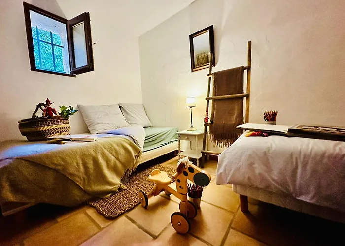 Dom wakacyjny Rez De Jardin Au Calme Dans Le Parc Des Calanques La Ciotat