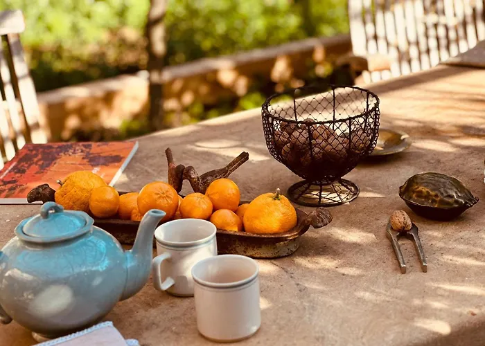 Dom wakacyjny Rez De Jardin Au Calme Dans Le Parc Des Calanques *