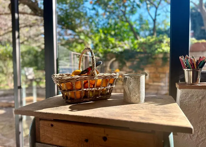 Rez De Jardin Au Calme Dans Le Parc Des Calanques