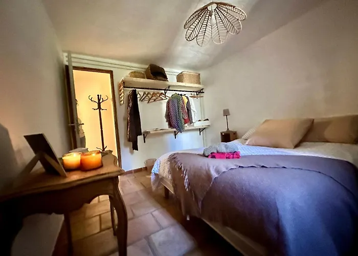 Rez De Jardin Au Calme Dans Le Parc Des Calanques La Ciotat